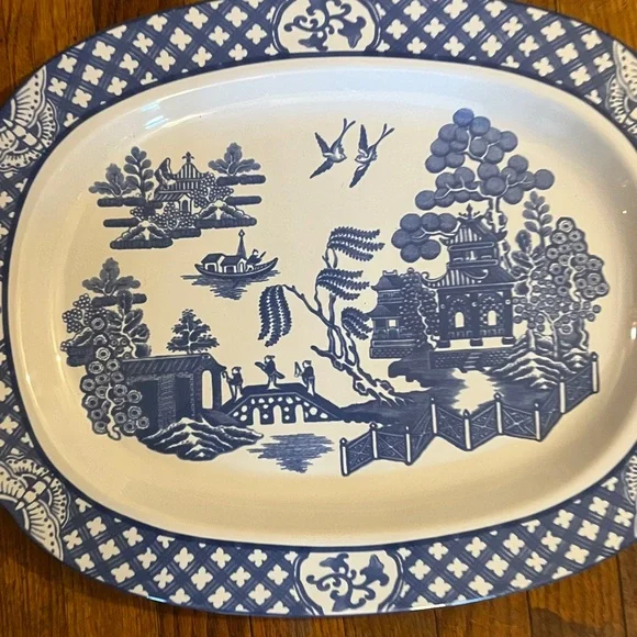 Two’s Company Porcelain Serving Platter, with the Classic Blue Willow Design - Picture 8 of 17